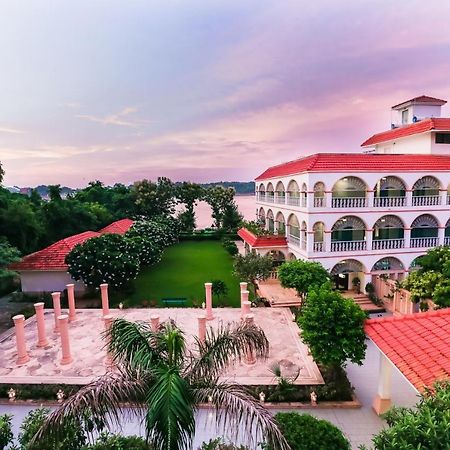 Saptapuri By Royal Orchid Hotels Limited Varanasi Eksteriør bilde